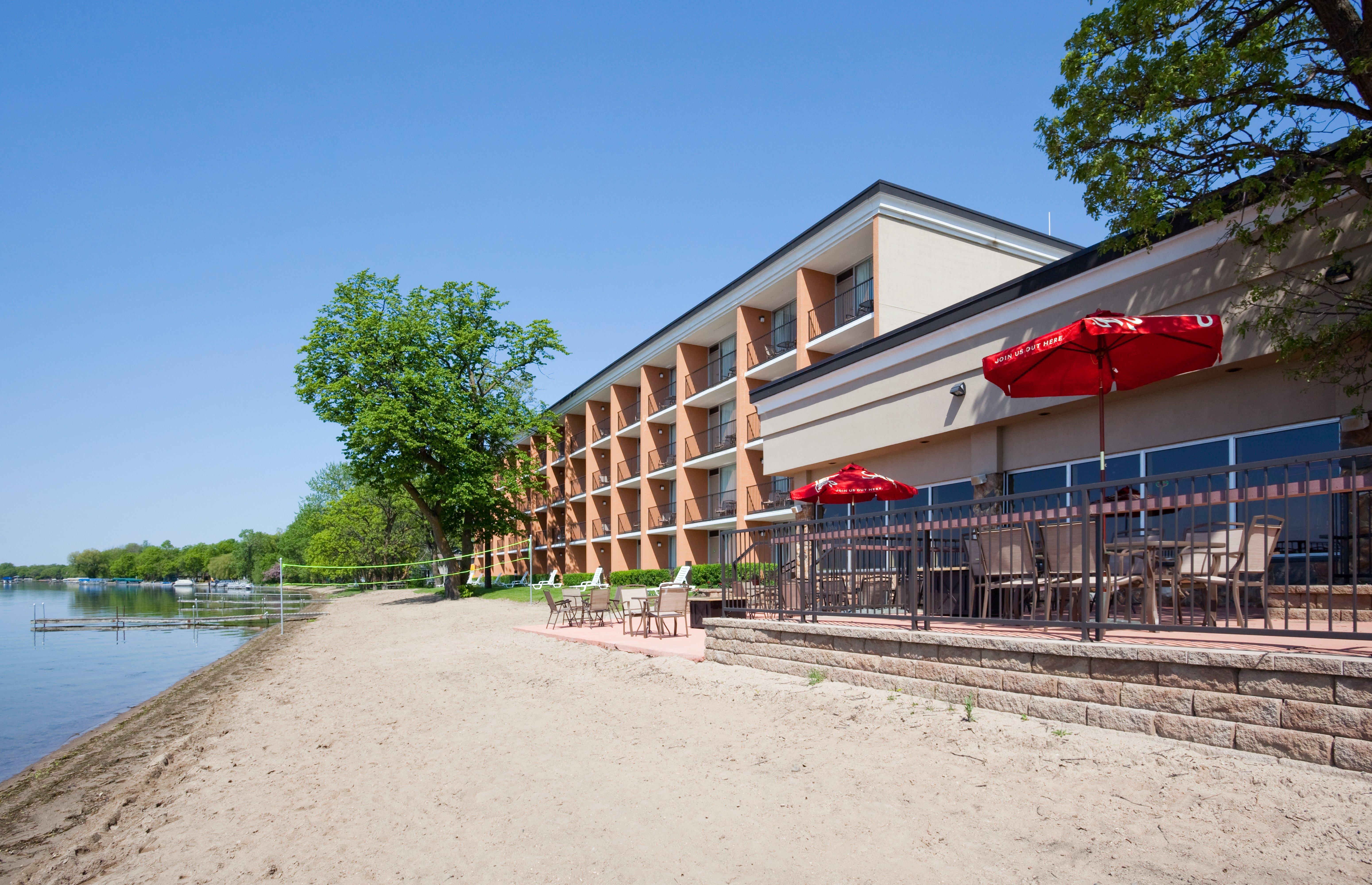 Holiday Inn Detroit Lakes By Ihg Dış mekan fotoğraf