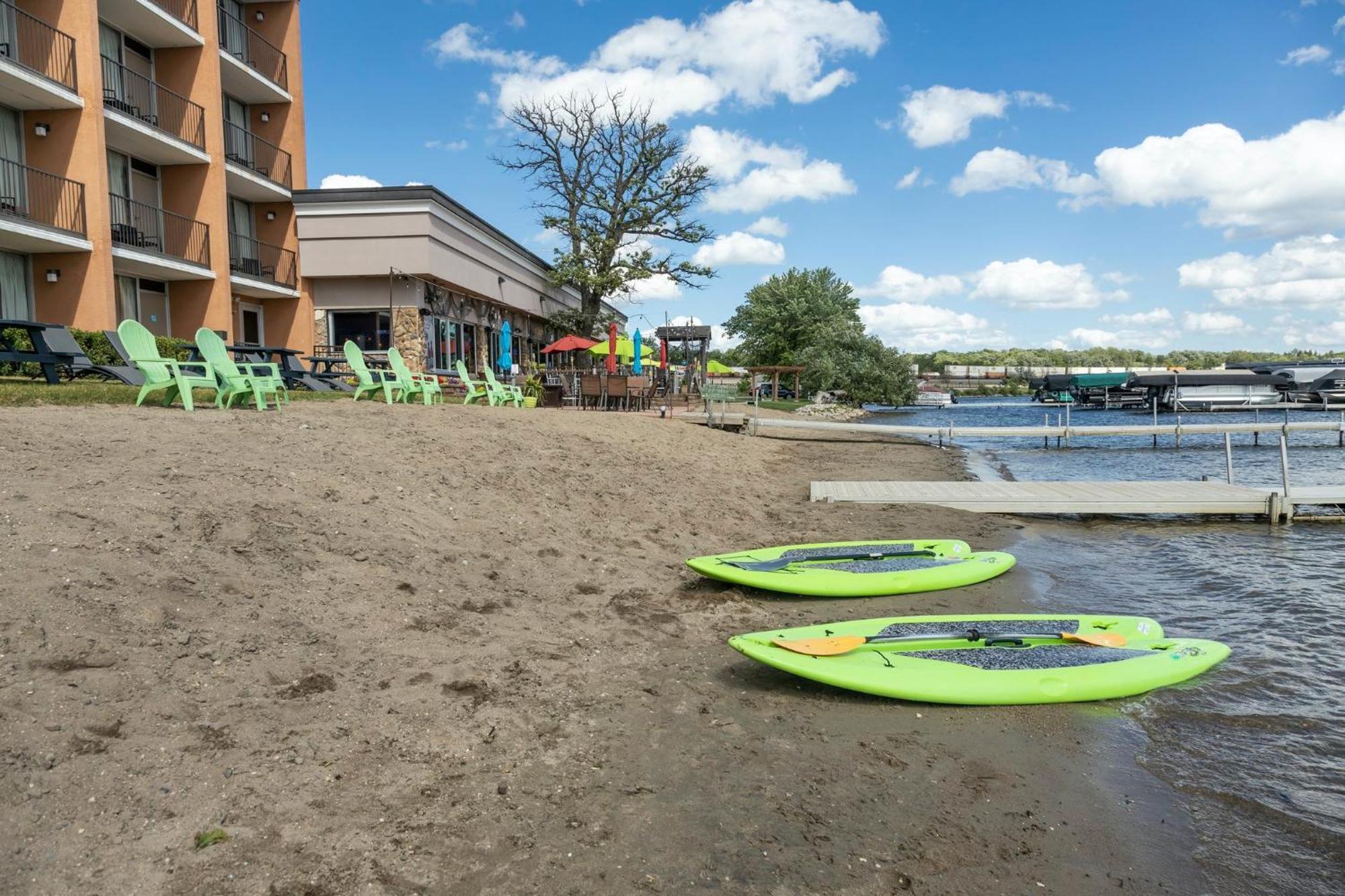 Holiday Inn Detroit Lakes By Ihg Dış mekan fotoğraf